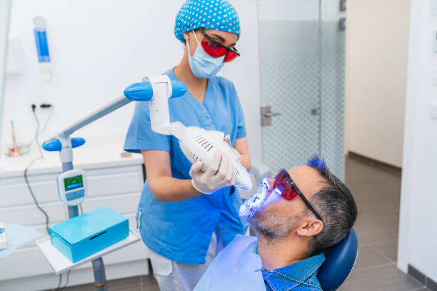 Best Emergency Tooth Extraction in Rosedale, CA
